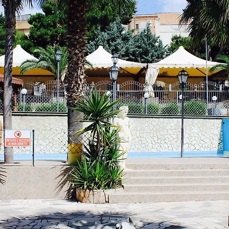 Hotel Balconata 2.0 Banqueting & 4*