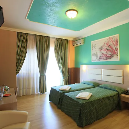 Balconata 2.0 Banqueting & Отель Лучера