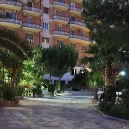 Balconata 2.0 Banqueting & Hotel